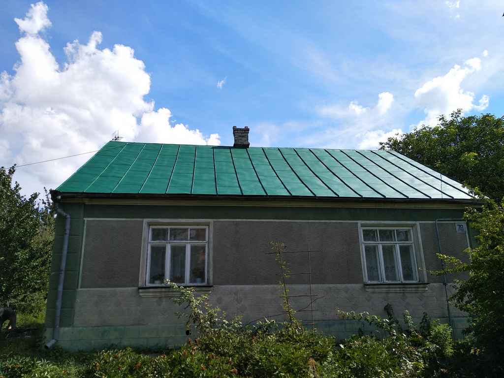 Фарбування металевого даху